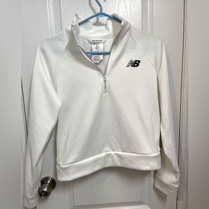 New Balance Short Sweater